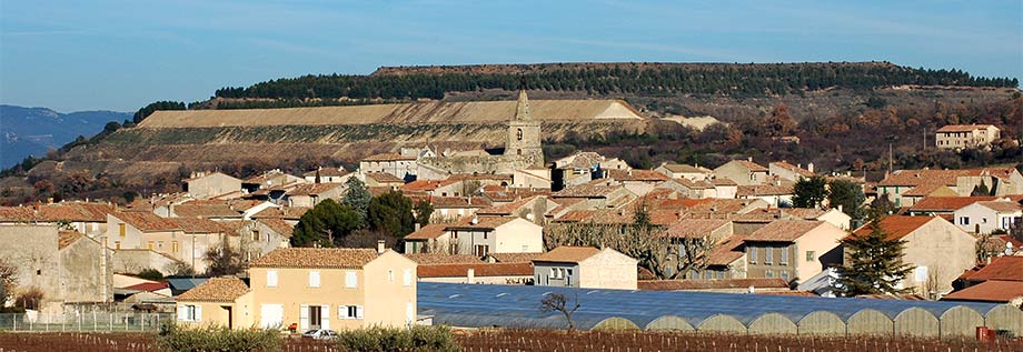 le village  agricole de Malemort du comtatVaucluse