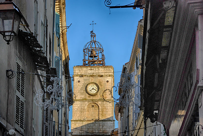 le beffroi de la ville d'Apt