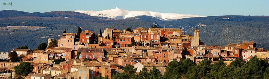 Village de roussillon et Mont-Ventoux