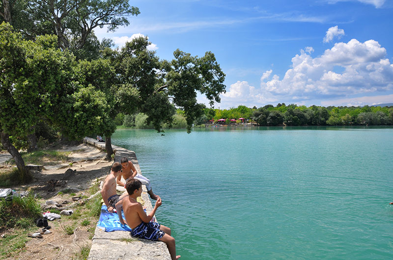 cliquez pour voir la galerie photos de l'etang de la bonde a Cabrières d'Aigues l'etang de la bonde